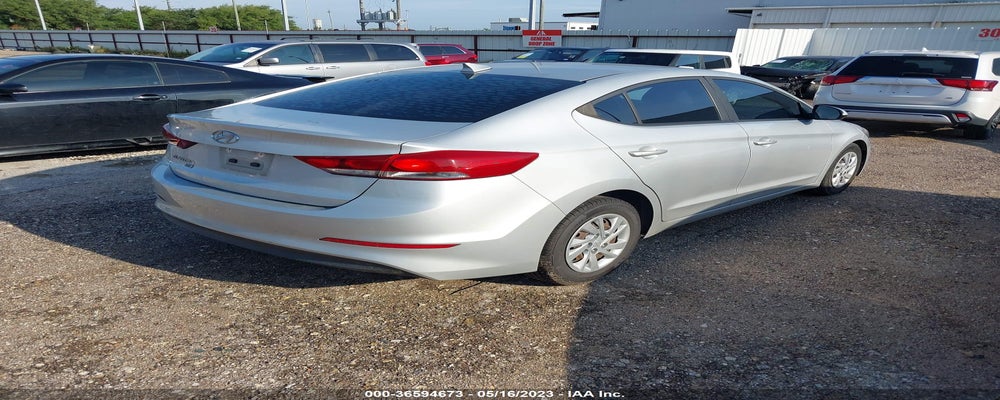 5NPD74LF8HH172781 2017 HYUNDAI ELANTRA photo no. 4
