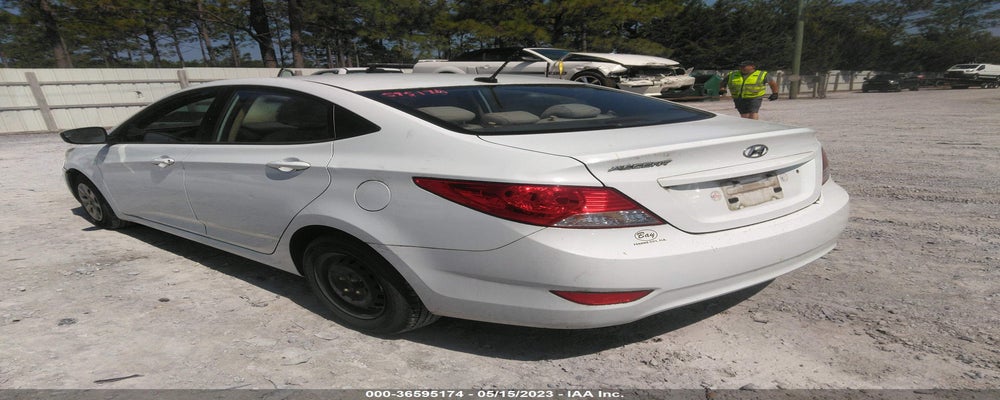 KMHCT4AE0EU717757 2014 HYUNDAI ACCENT photo no. 3