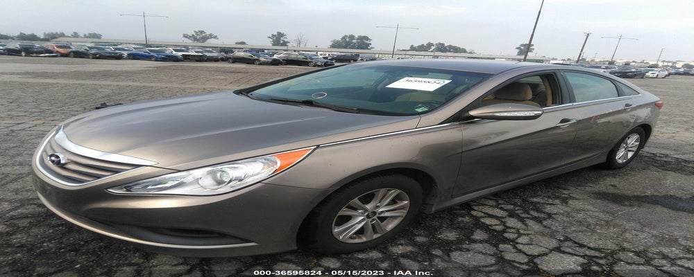 5NPEB4AC0EH947646 2014 HYUNDAI SONATA photo no. 2