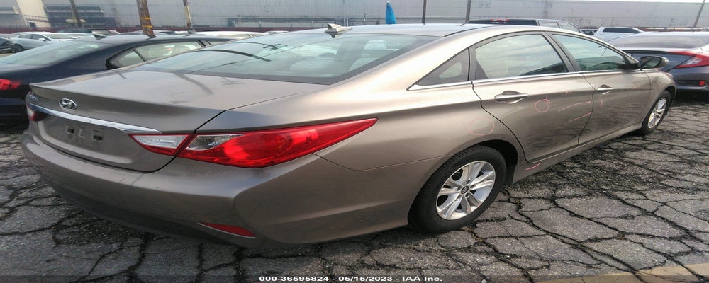 5NPEB4AC0EH947646 2014 HYUNDAI SONATA photo no. 4