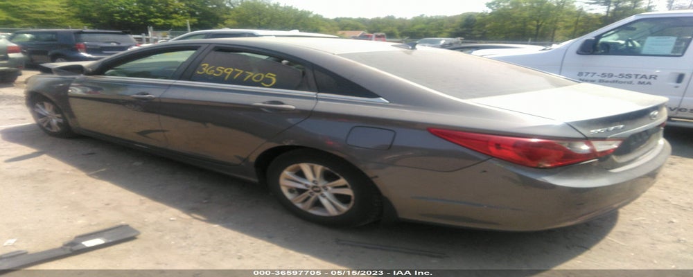 5NPEB4AC0BH219417 2011 HYUNDAI SONATA photo no. 3