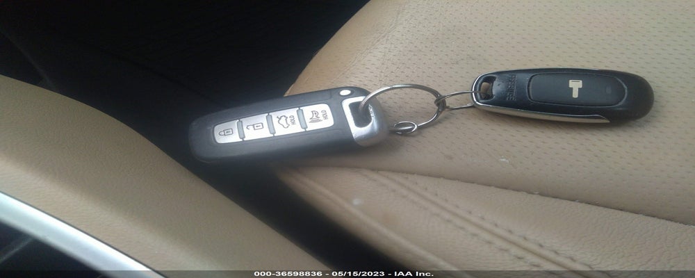 5NPEC4AB4BH295680 2011 HYUNDAI SONATA photo no. 11