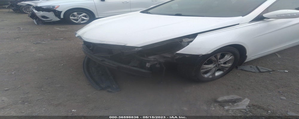 5NPEC4AB4BH295680 2011 HYUNDAI SONATA photo no. 6