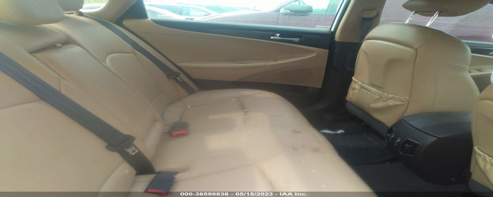 5NPEC4AB4BH295680 2011 HYUNDAI SONATA photo no. 8