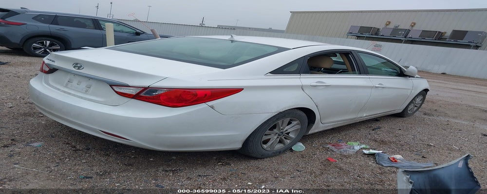 5NPEB4AC1DH724465 2013 HYUNDAI SONATA photo no. 4