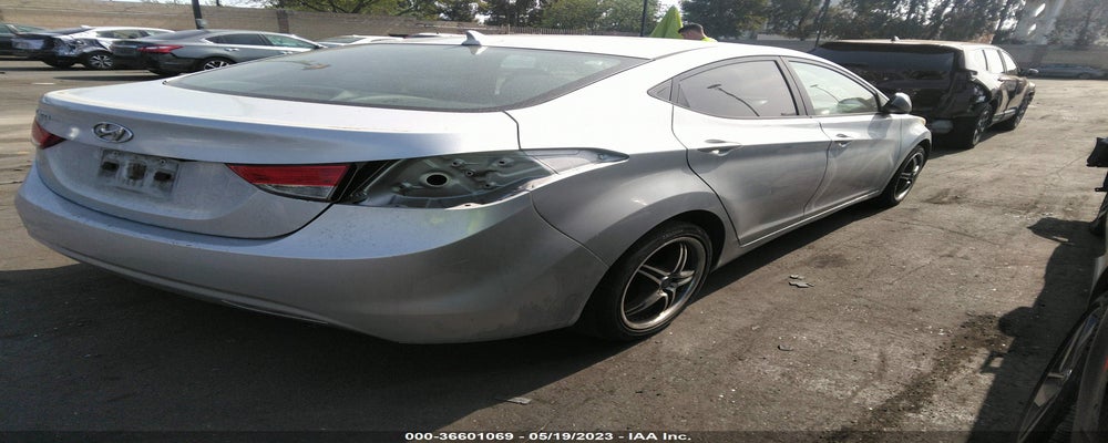 5NPDH4AE6BH028516 2011 HYUNDAI ELANTRA photo no. 4