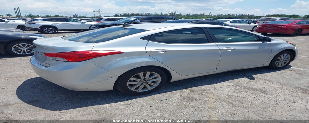 KMHDH4AE1CU258421 2012 HYUNDAI ELANTRA photo no. 4