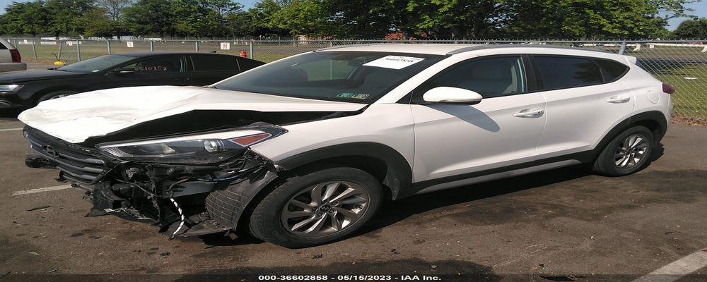 KM8J3CA42JU735924 2018 HYUNDAI TUCSON photo no. 2
