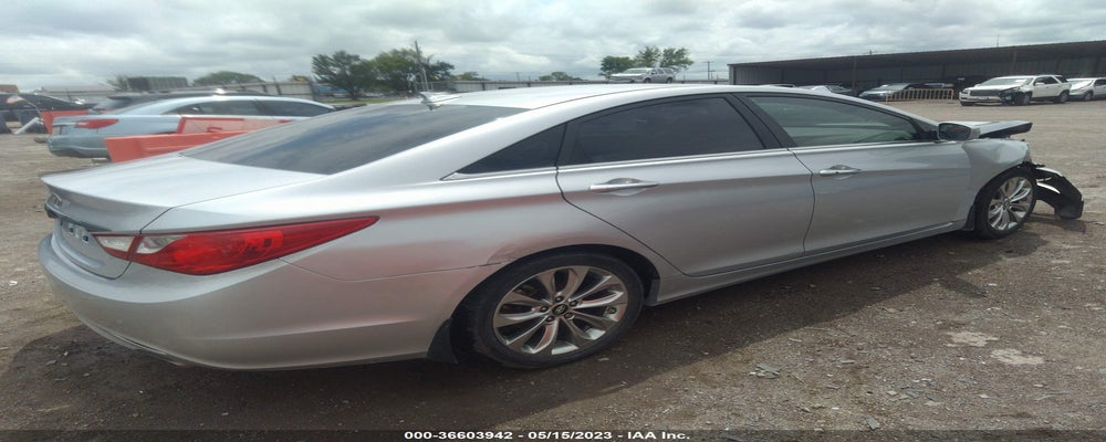 5NPEC4AC5DH528851 2013 HYUNDAI SONATA photo no. 4