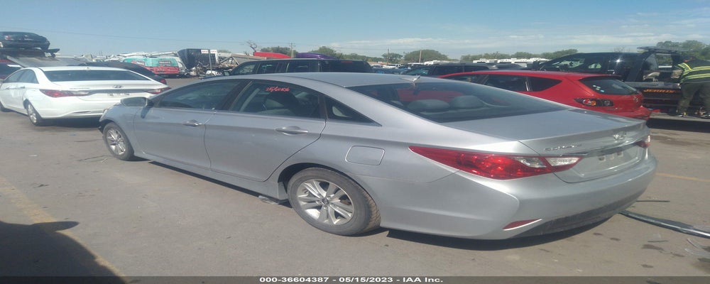 5NPEB4AC0EH853671 2014 HYUNDAI SONATA photo no. 3