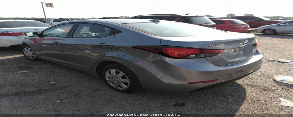 5NPDH4AE2GH785372 2016 HYUNDAI ELANTRA photo no. 3