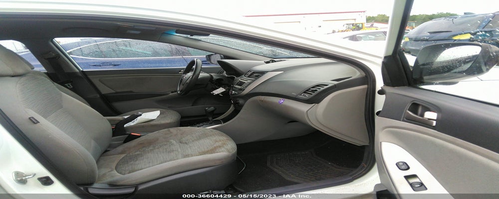 KMHCT4AE2GU986622 2016 HYUNDAI ACCENT photo no. 5