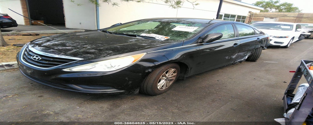 5NPEB4AC5BH297305 2011 HYUNDAI SONATA photo no. 2
