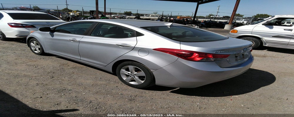 5NPDH4AE9CH078635 2012 HYUNDAI ELANTRA photo no. 3