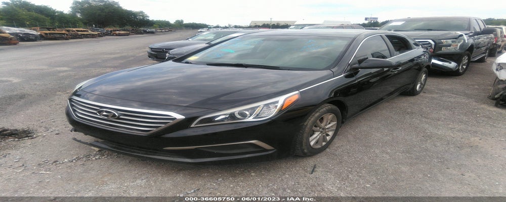 5NPE24AF4HH474722 2017 HYUNDAI SONATA photo no. 2