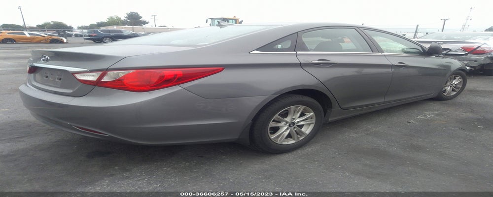 5NPEB4AC6DH746381 2013 HYUNDAI SONATA photo no. 4
