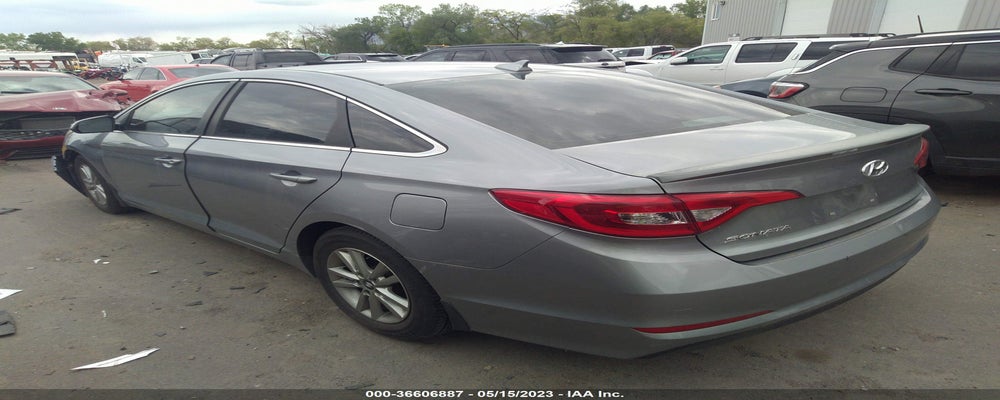 5NPE24AFXFH039247 2015 HYUNDAI SONATA photo no. 3