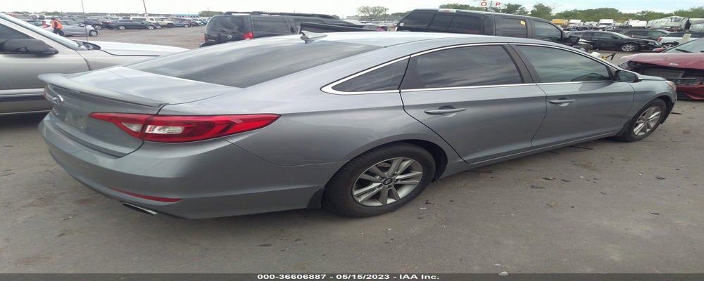5NPE24AFXFH039247 2015 HYUNDAI SONATA photo no. 4