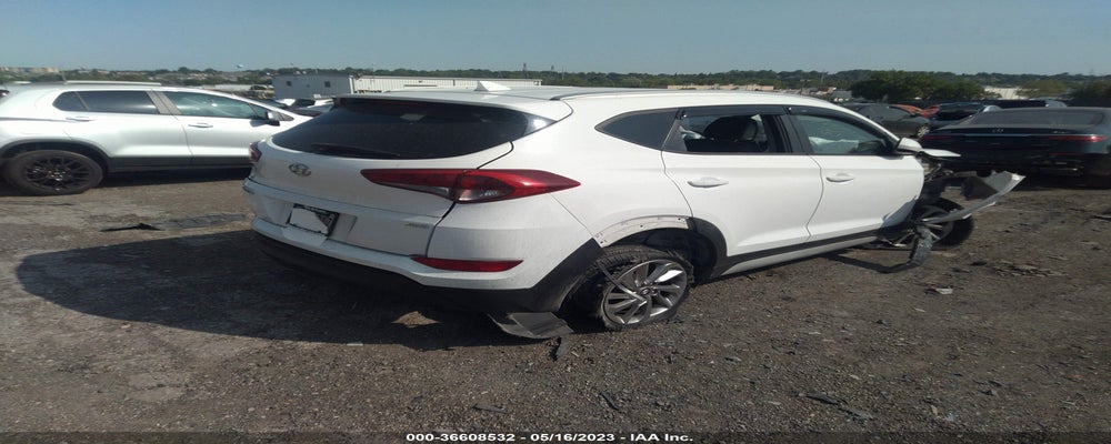 KM8J3CA49JU739193 2018 HYUNDAI TUCSON photo no. 4