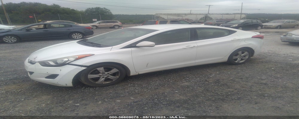 5NPDH4AE1DH352749 2013 HYUNDAI ELANTRA photo no. 2