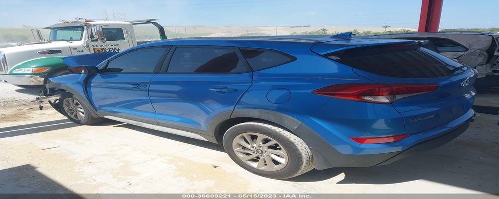 KM8J33A48HU529534 2017 HYUNDAI TUCSON photo no. 3