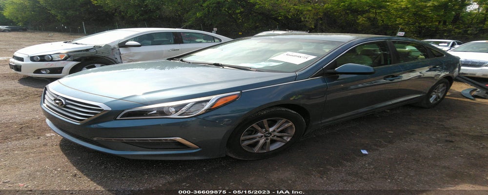 5NPE24AF9FH234465 2015 HYUNDAI SONATA photo no. 2