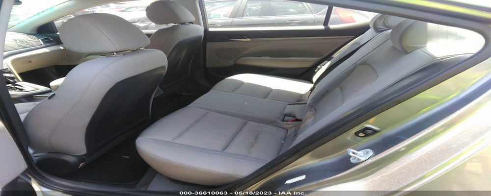 KMHD74LF8HU093581 2017 HYUNDAI ELANTRA photo no. 8