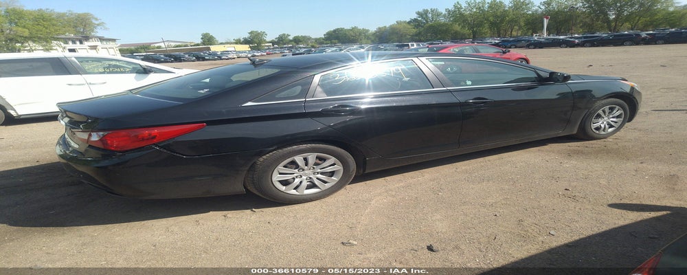 5NPEB4AC3BH095305 2011 HYUNDAI SONATA photo no. 4