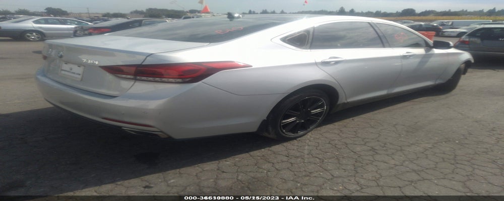 KMHGN4JE3FU067870 2015 HYUNDAI GENESIS photo no. 4