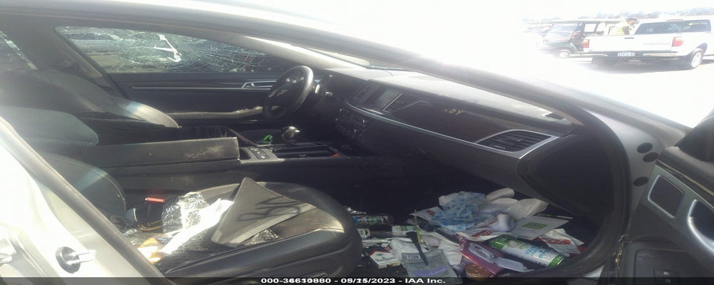 KMHGN4JE3FU067870 2015 HYUNDAI GENESIS photo no. 5
