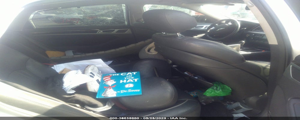 KMHGN4JE3FU067870 2015 HYUNDAI GENESIS photo no. 8