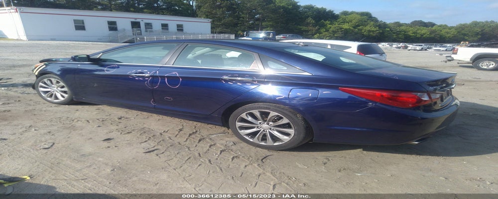 5NPEC4AC2CH325981 2012 HYUNDAI SONATA photo no. 3