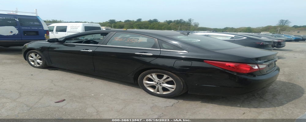 5NPEC4AC9BH013638 2011 HYUNDAI SONATA photo no. 3