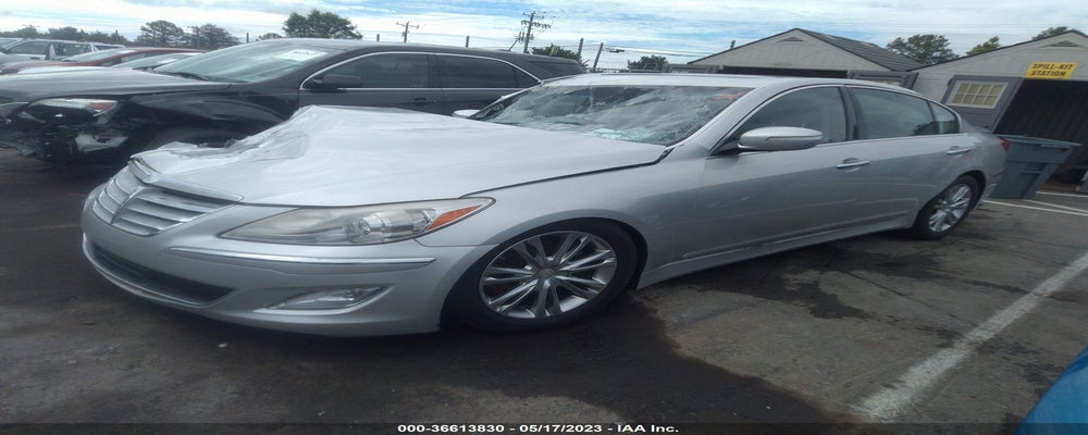 KMHGC4DD8DU224623 2013 HYUNDAI GENESIS photo no. 2
