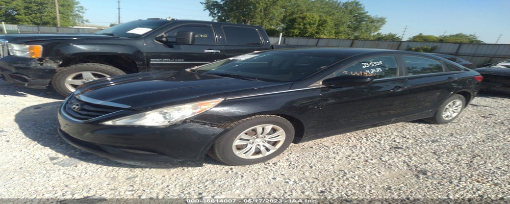 5NPEB4AC4BH029362 2011 HYUNDAI SONATA photo no. 2