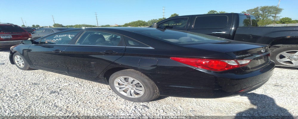 5NPEB4AC4BH029362 2011 HYUNDAI SONATA photo no. 3