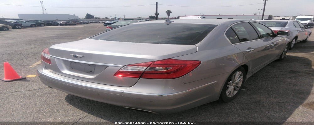 KMHGC4DD7DU242840 2013 HYUNDAI GENESIS photo no. 4