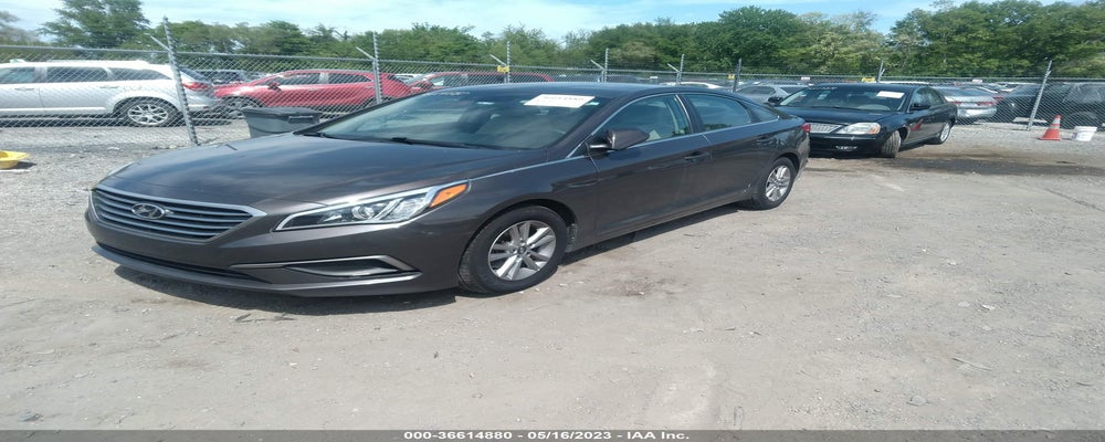 5NPE24AF0GH388838 2016 HYUNDAI SONATA photo no. 2