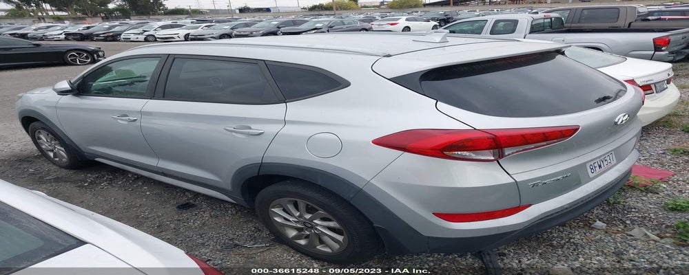 KM8J33A43JU622953 2018 HYUNDAI TUCSON photo no. 3