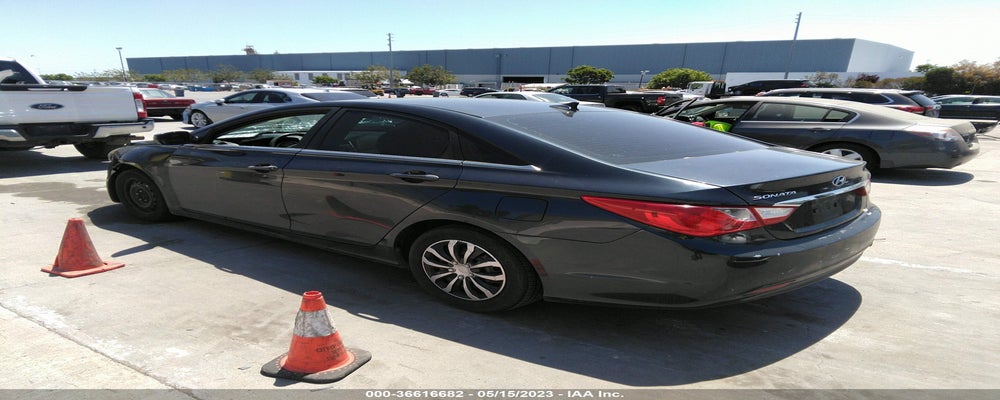 5NPEB4AC3BH240021 2011 HYUNDAI SONATA photo no. 3