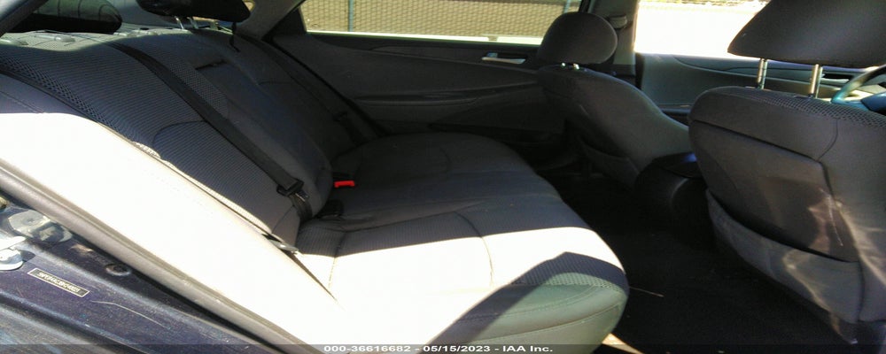 5NPEB4AC3BH240021 2011 HYUNDAI SONATA photo no. 8