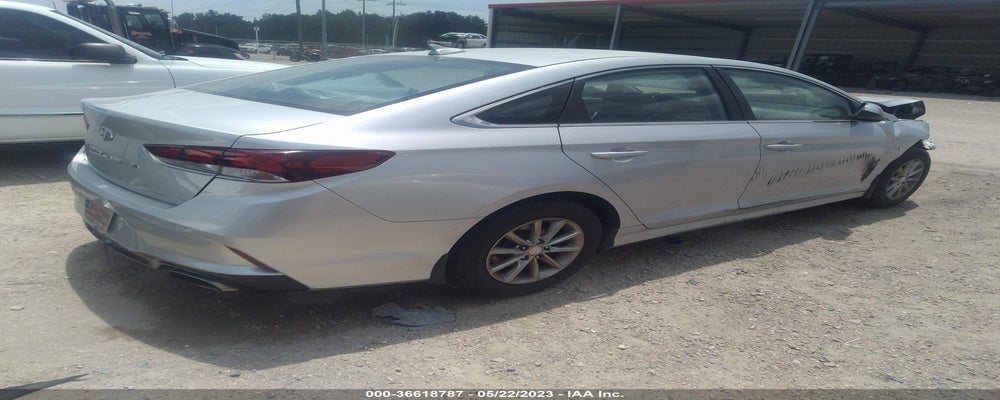 5NPE24AF1JH674253 2018 HYUNDAI SONATA photo no. 4