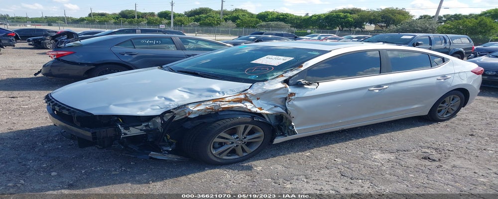 5NPD84LF4JH277725 2018 HYUNDAI ELANTRA photo no. 2