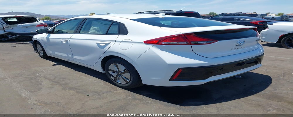KMHC65LC3HU045464 2017 HYUNDAI IONIQ HYBRID photo no. 3
