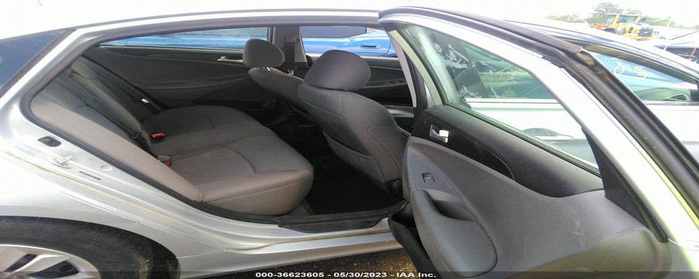 5NPEB4AC2CH407227 2012 HYUNDAI SONATA photo no. 8