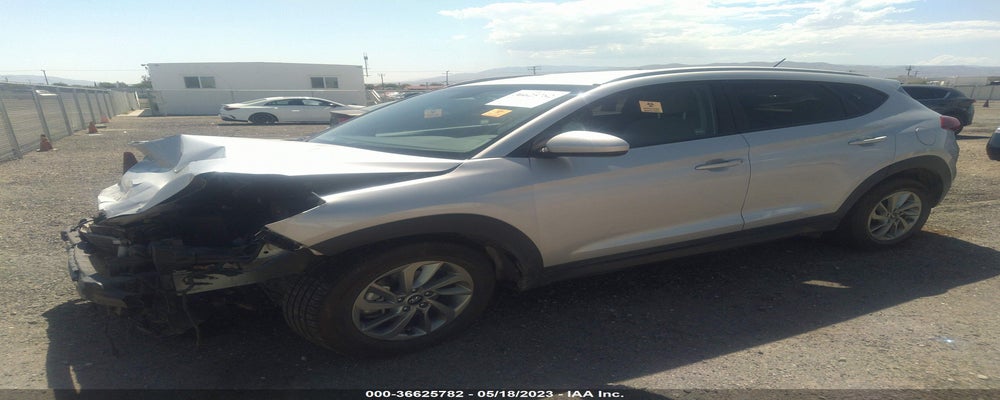 KM8J33A49GU145812 2016 HYUNDAI TUCSON photo no. 2