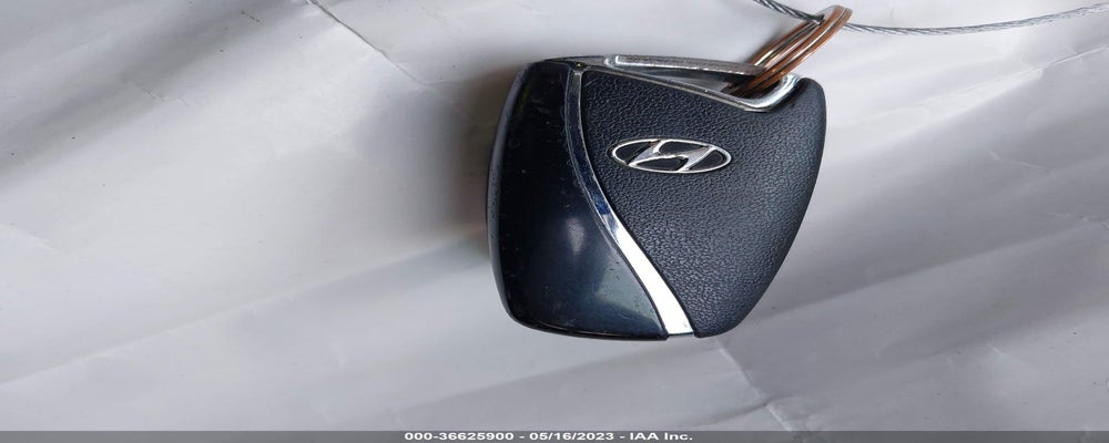 KM8SRDHF2JU283988 2018 HYUNDAI SANTA FE photo no. 11