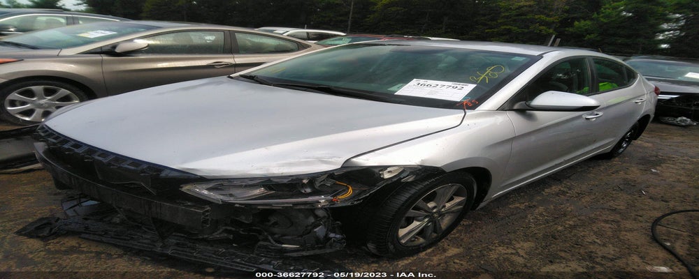 5NPD84LF9JH249242 2018 HYUNDAI ELANTRA photo no. 2