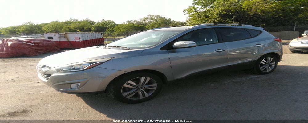 KM8JUCAG4FU109807 2015 HYUNDAI TUCSON photo no. 2