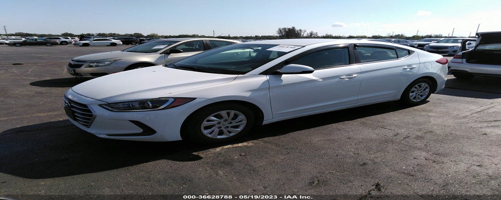 5NPD74LF5HH111839 2017 HYUNDAI ELANTRA photo no. 2